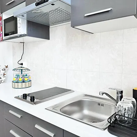 Foxtrot Apartment